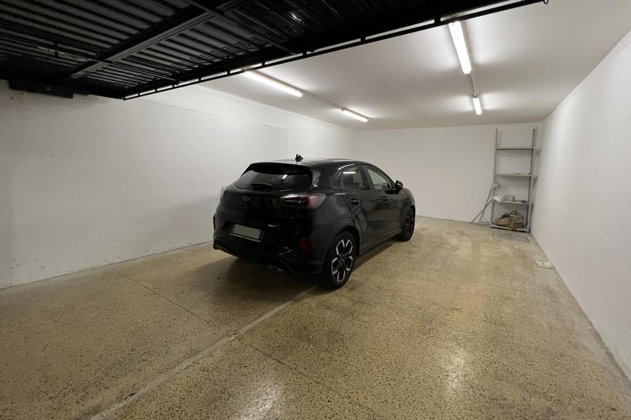 Real Italian Estate - Penthouse Apartment Genoa Bagian luar foto
